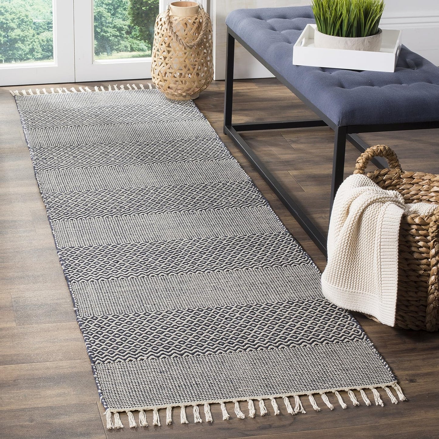 SAFAVIEH Montauk Collection Runner Rug - 2'3" x 14', Ivory & Anthracite, Handmade Flat Weave Boho Farmhouse Cotton Tassel Fringe, Ideal for High Traffic Areas in Living Room, Bedroom (MTK330N)