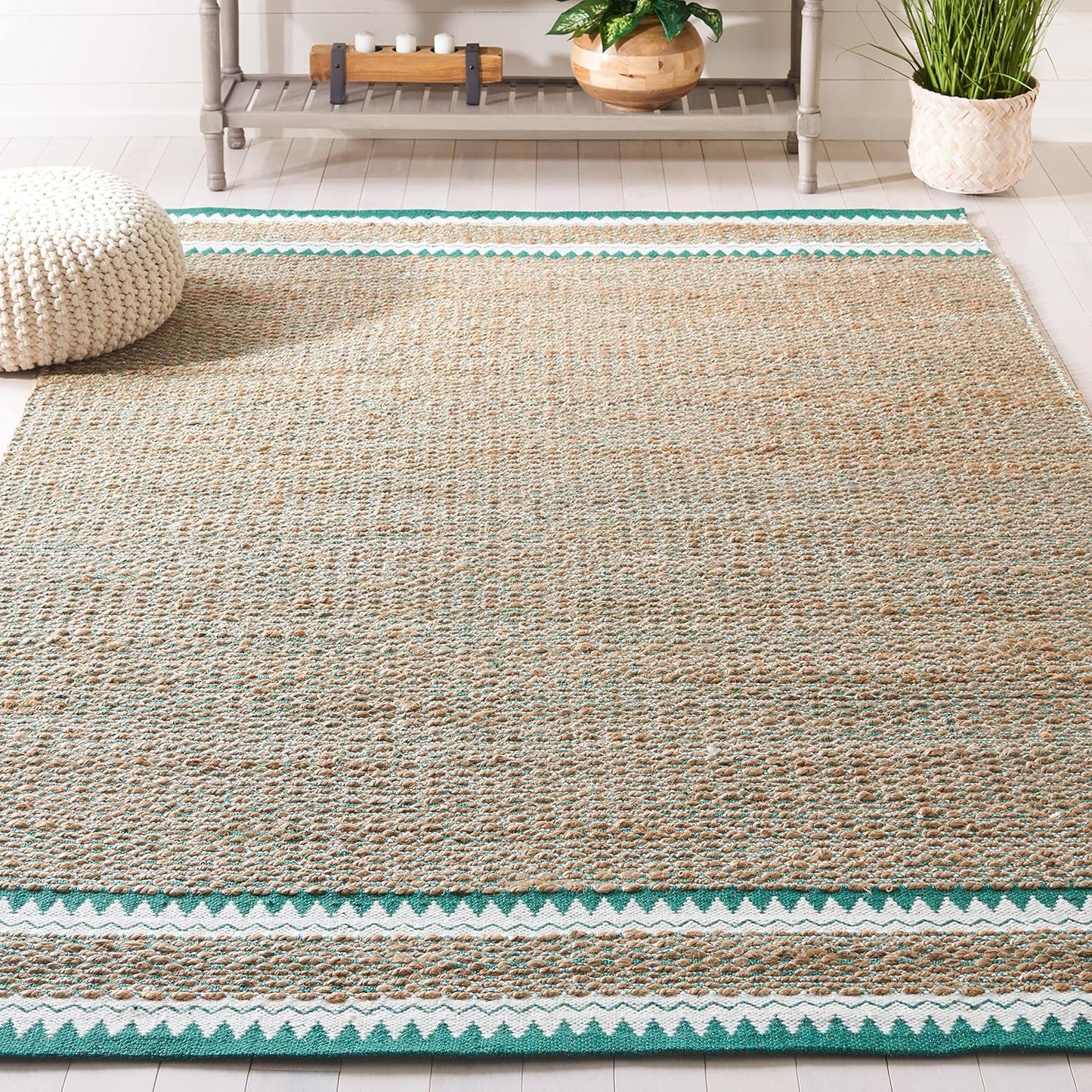 SAFAVIEH Natural Fiber Collection Runner Rug - 2'6" x 8', Natural & Black, Handmade Farmhouse Boho Coastal Rustic Jute, Ideal for High Traffic Areas in Living Room, Bedroom (NF874B)