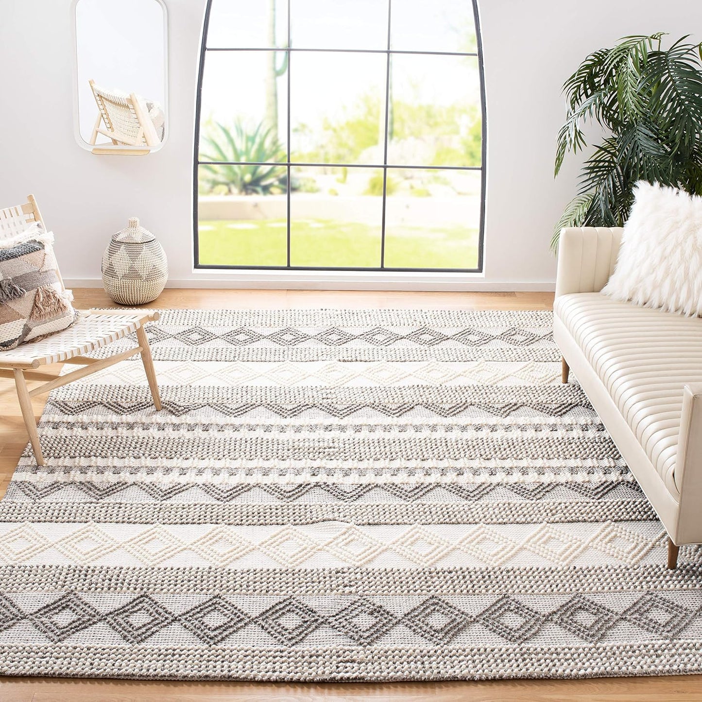 SAFAVIEH Natura Collection Runner Rug - 2'3" x 8', Beige & Ivory, Handmade Moroccan Boho Tribal Wool & Cotton, Ideal for High Traffic Areas in Living Room, Bedroom (NAT102B)