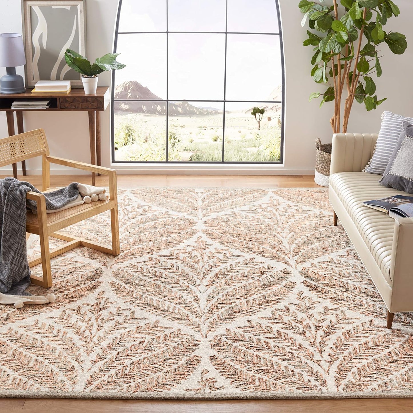 SAFAVIEH Capri Collection Runner Rug - 2'3" x 7', Ivory & Green, Handmade Wool, Ideal for High Traffic Areas in Living Room, Bedroom (CPR208B)