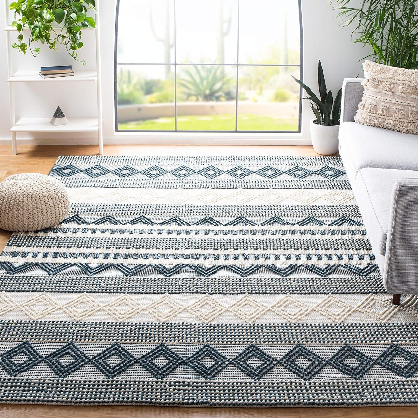 SAFAVIEH Natura Collection Runner Rug - 2'3" x 8', Beige & Ivory, Handmade Moroccan Boho Tribal Wool & Cotton, Ideal for High Traffic Areas in Living Room, Bedroom (NAT102B)